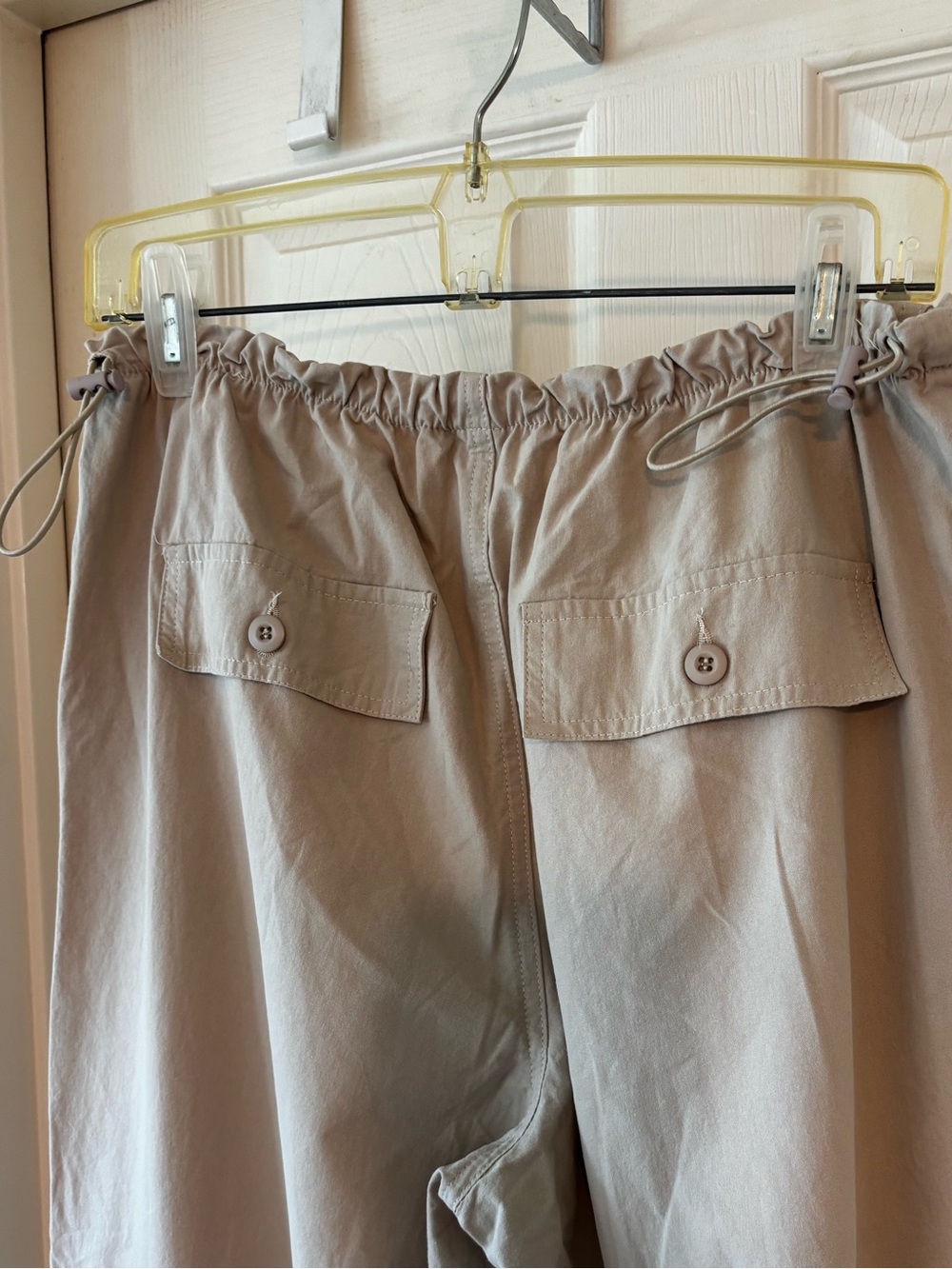 PacSun Beige Wide-Leg Cargo Pants - Picture 8 of 12
